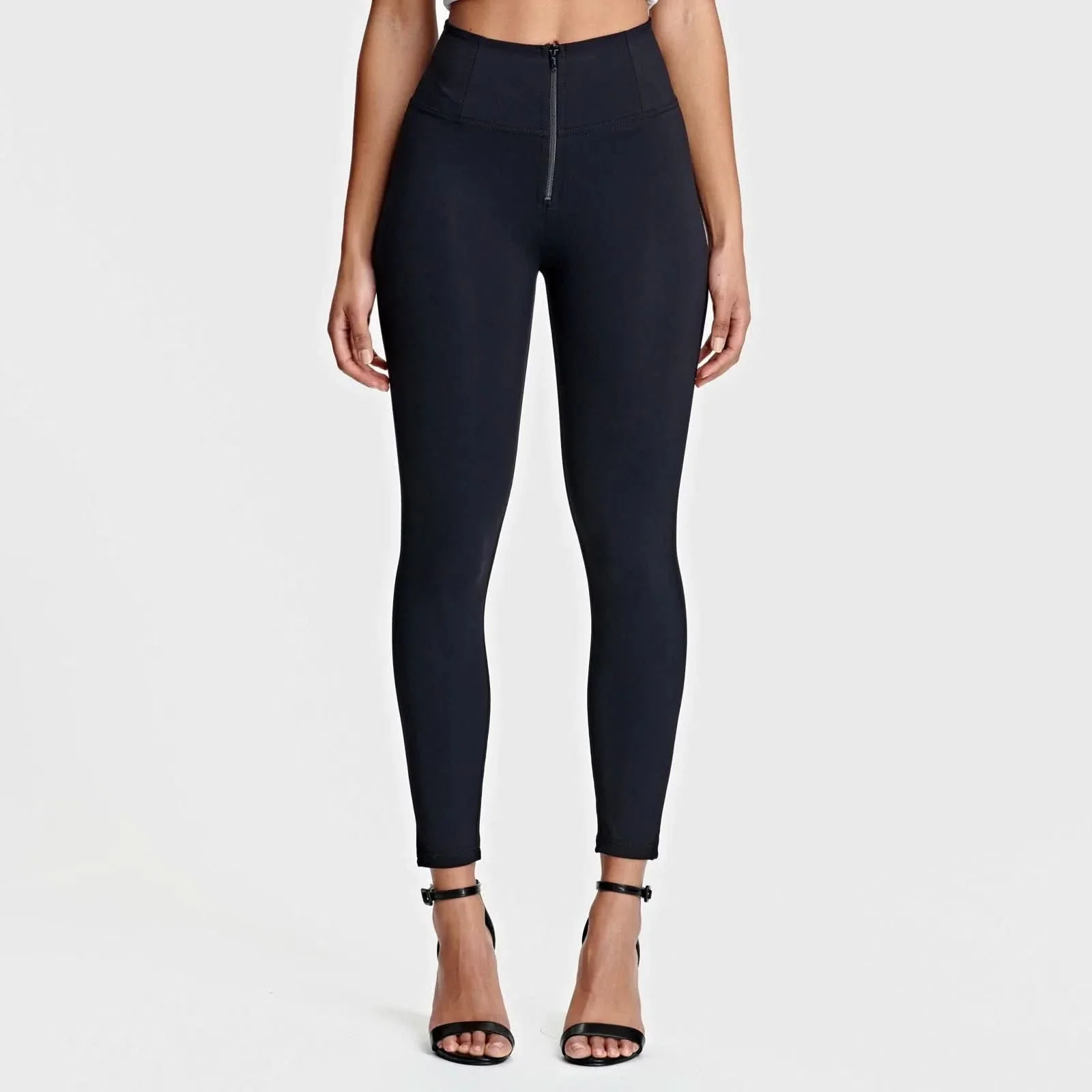 WRUP Diwo Pro - High Waisted - 7/8 Length - Black - Image 3