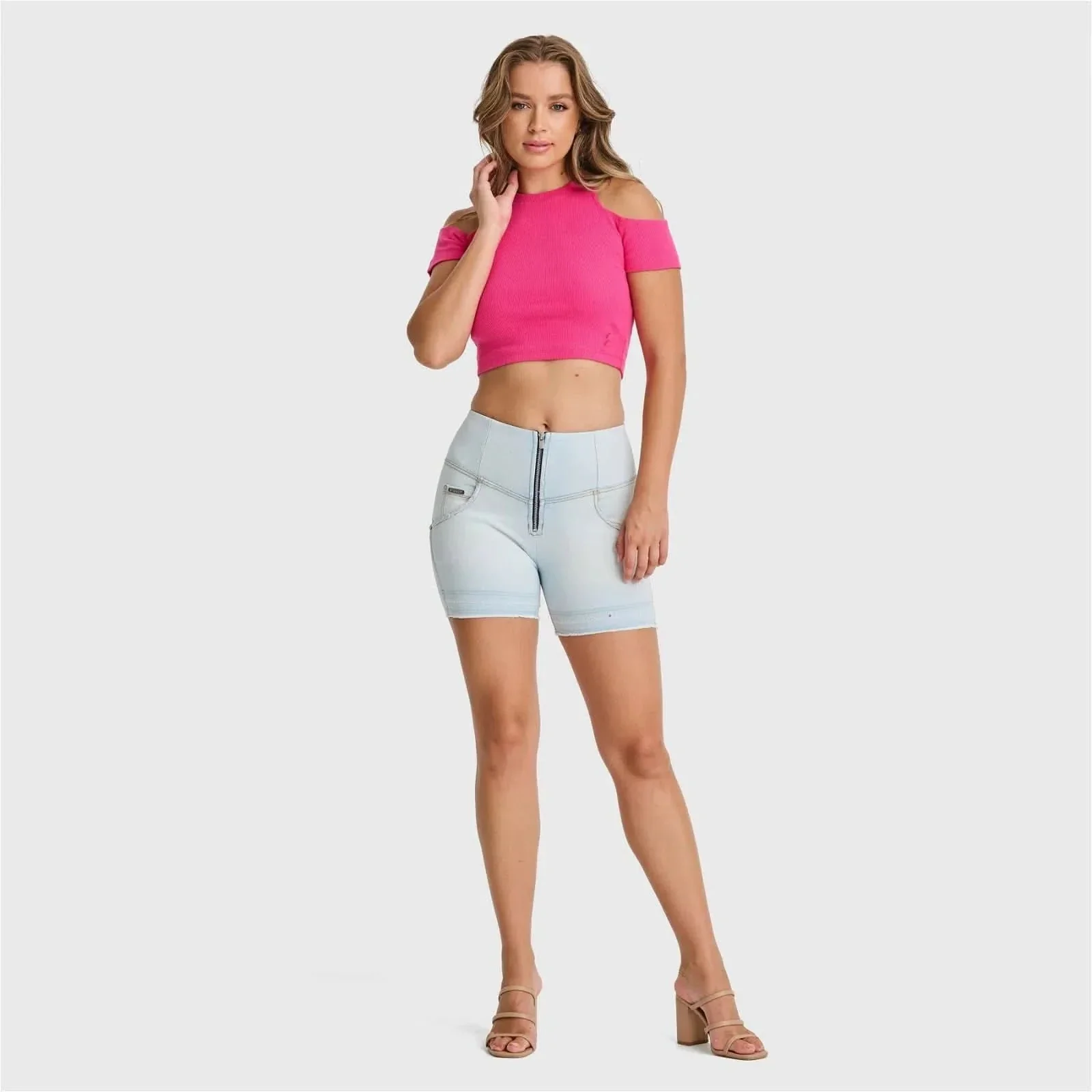 WRUP SNUG Jeans - High Waisted - Shorts - Baby Blue + Yellow Stitching - Image 3