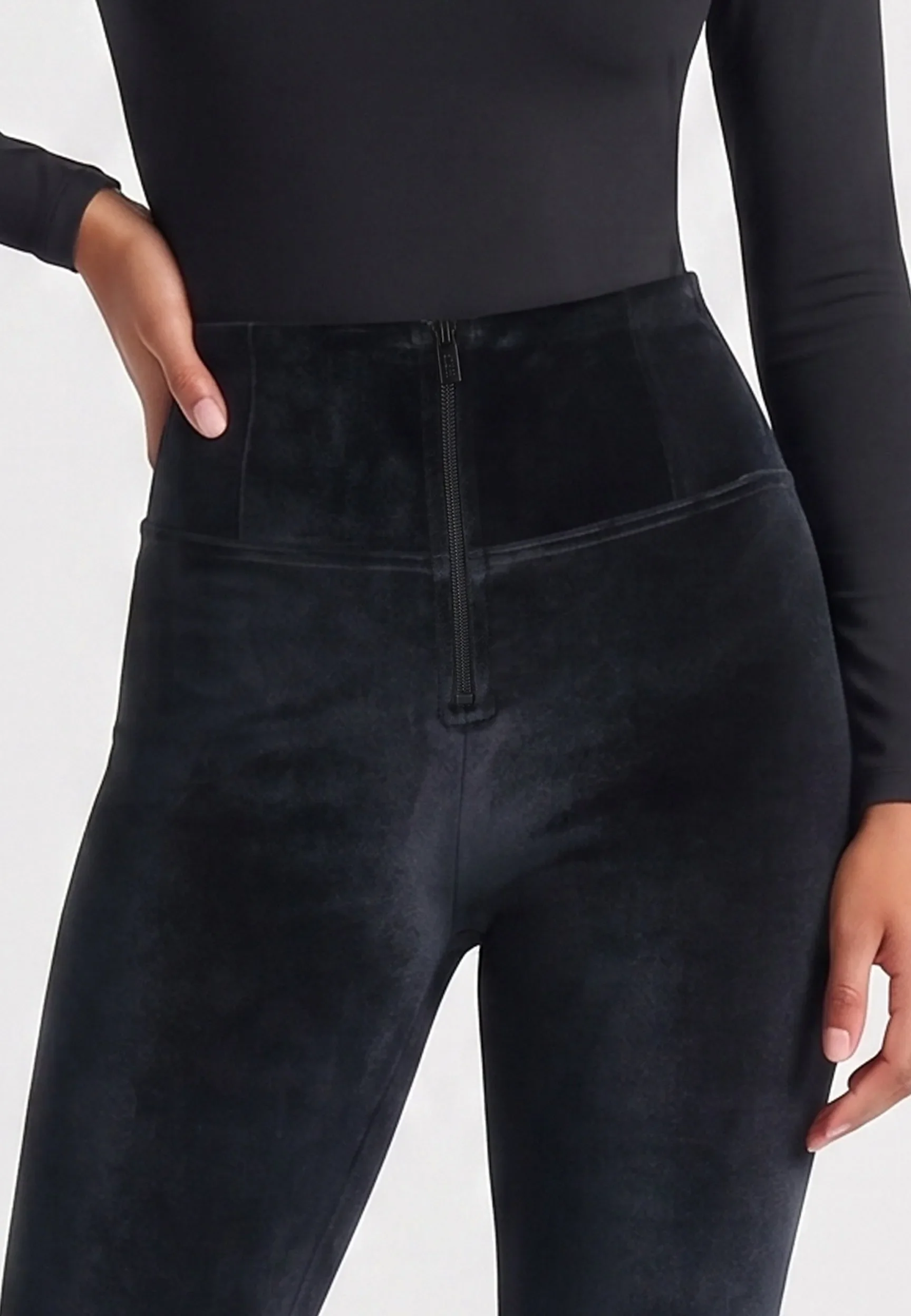 WRUP Velvet - High Waisted - Full Length - Black - Image 5