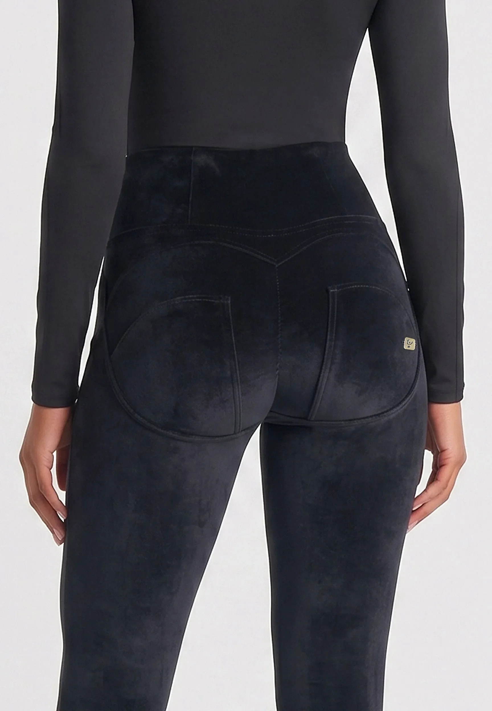 WRUP Velvet - High Waisted - Full Length - Black - Image 6